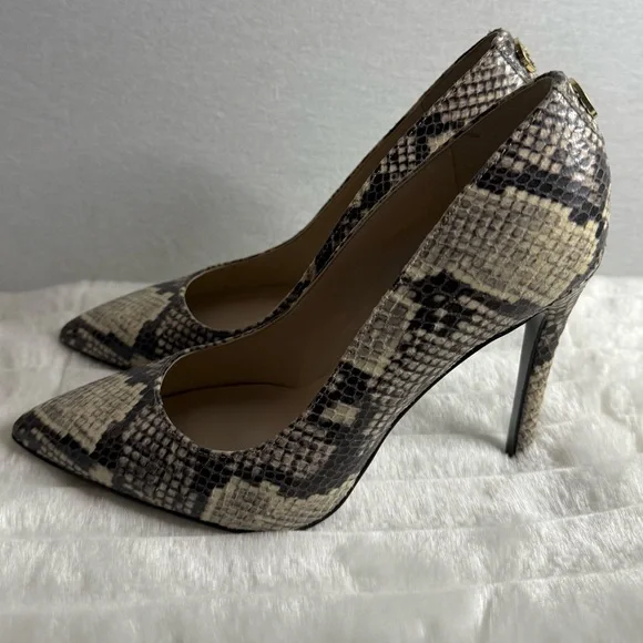 GUESS Snake Print Python Pumps 🐍 - Picture 3 of 10